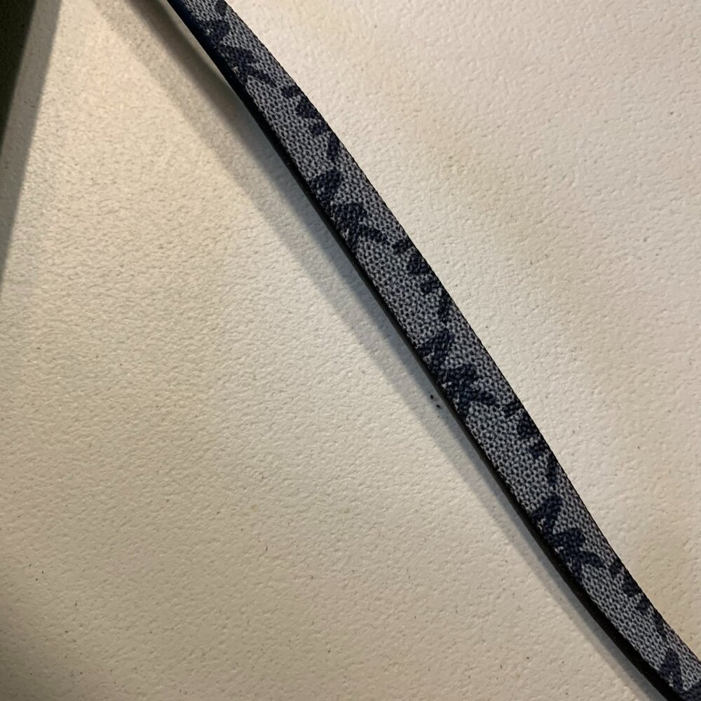 Michael Kors Gray monogram Crossbody/Belt Bag EUC - Picture 4 of 8